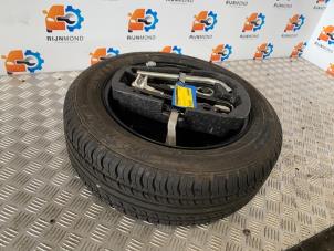 Used Jackkit + spare wheel Volkswagen Polo V (6R) 1.2 TSI Price on request offered by Autodemontage Rijnmond BV