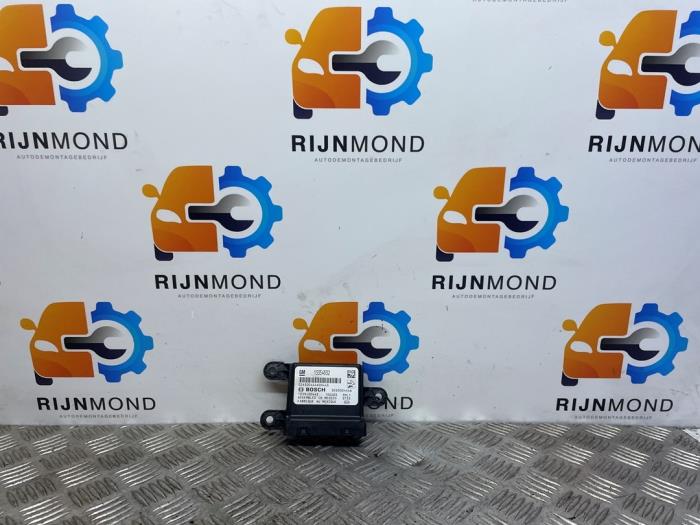 Usados Módulo PDC Opel Mokka/Mokka X 1.4 Turbo 16V 4x2 Precio € 36,30 IVA incluido ofrecido por Autodemontage Rijnmond BV