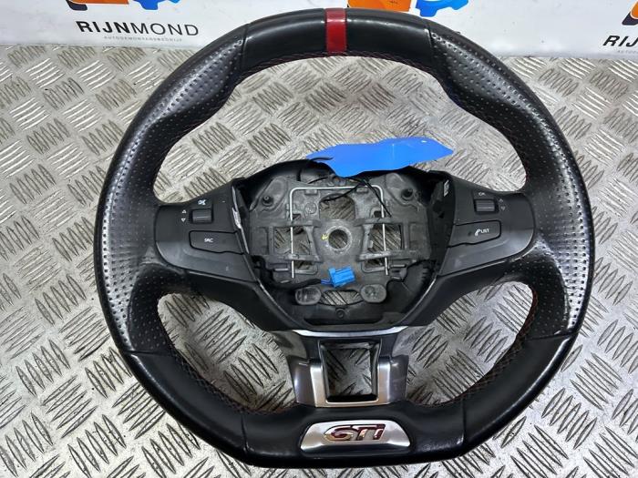 Steering wheel from a Peugeot 208 I (CA/CC/CK/CL) 1.6 16V GTI 2015