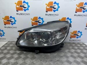 Used Headlight, left Mercedes C (W204) 2.2 C-220 CDI 16V BlueEFFICIENCY Price on request offered by Autodemontage Rijnmond BV