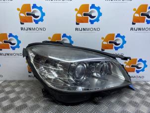 Used Headlight, right Mercedes C (W204) 2.2 C-220 CDI 16V BlueEFFICIENCY Price on request offered by Autodemontage Rijnmond BV