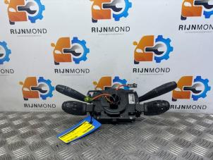 Used Steering column stalk Peugeot 407 (6D) 1.8 16V Price on request offered by Autodemontage Rijnmond BV