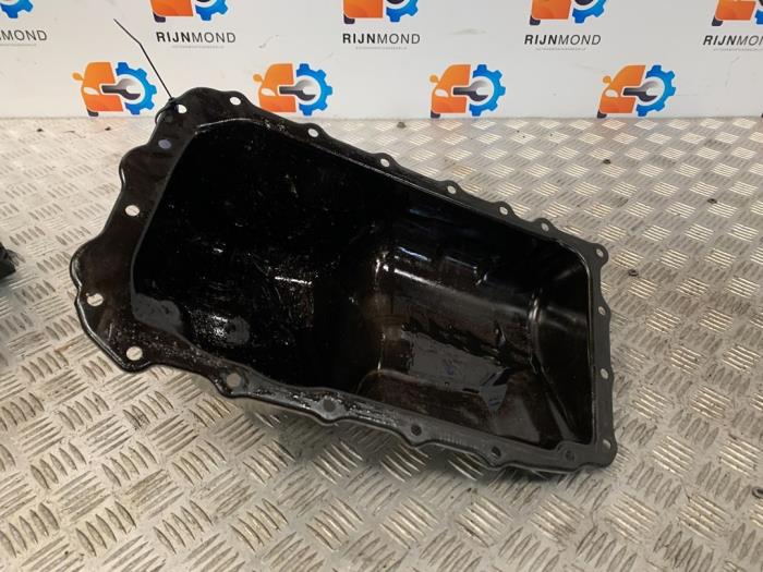 Używane Miska olejowa BMW 1 serie (E87/87N) 118i 16V Cena na żądanie oferowane przez Autodemontage Rijnmond BV