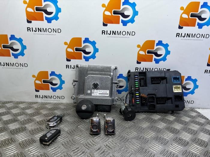 Used Ignition lock + computer Citroen DS 3 (SA) 1.2 12V PureTech 130 Price € 242,00 Inclusive VAT offered by Autodemontage Rijnmond BV