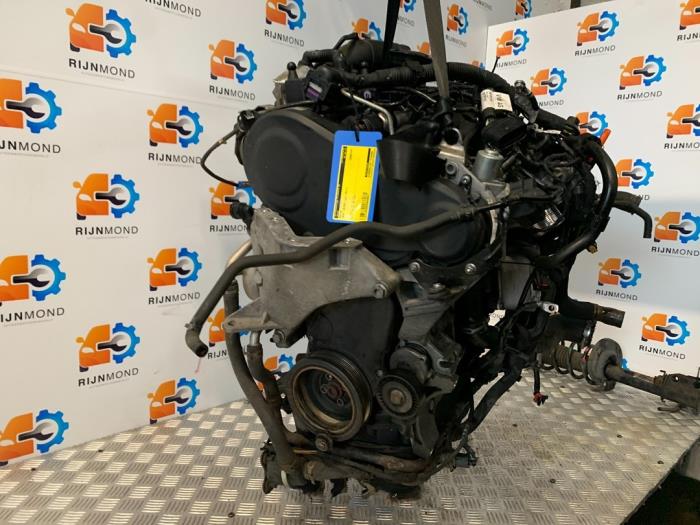 Engine from a Seat Ibiza ST (6J8) 1.2 TDI Ecomotive 2011