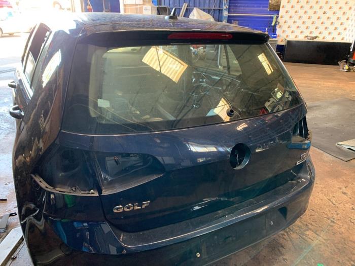 Używane Tylna klapa Volkswagen Golf VII (AUA) 1.6 TDI BlueMotion 16V Cena € 250,00 Procedura marży oferowane przez Autodemontage Rijnmond BV
