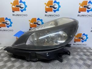 Gebrauchte Scheinwerfer links Renault Clio III (BR/CR) 1.4 16V Preis auf Anfrage angeboten von Autodemontage Rijnmond BV