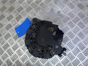Dynamo van een Mercedes-Benz B (W246/W242) 1.5 B-180 CDI,d 16V 2015