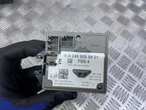 Ignition lock + computer from a Mercedes-Benz B (W246/W242) 1.5 B-180 CDI,d 16V 2015