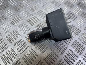 Ignition lock + computer from a Mercedes-Benz B (W246/W242) 1.5 B-180 CDI,d 16V 2015