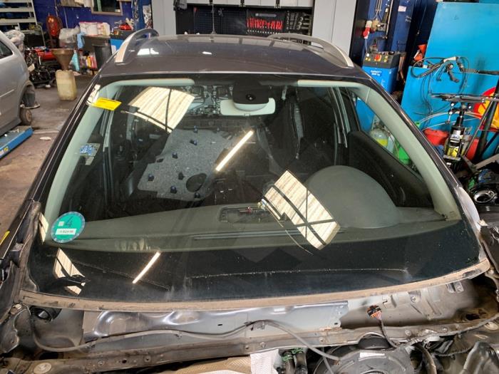 Gebrauchte Windschutzscheibe Renault Megane III Grandtour (KZ) 1.4 16V TCe 130 Preis € 150,00 Margenregelung angeboten von Autodemontage Rijnmond BV
