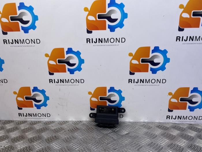 Begagnade PDC-modul Opel Astra K 1.0 Turbo 12V Pris på förfrågan erbjuds av Autodemontage Rijnmond BV