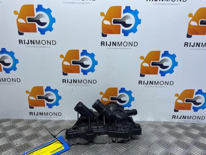 Begagnade Vattenpump Seat Ibiza V (KJB) 1.0 12V Pris på förfrågan erbjuds av Autodemontage Rijnmond BV