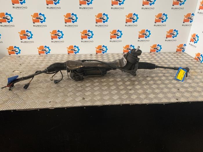 Begagnade Styrbox Volkswagen Golf VI (5K1) 1.4 TSI 122 16V Pris på förfrågan erbjuds av Autodemontage Rijnmond BV