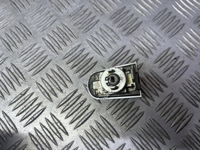 Used Ignition lock + computer Ford Focus 3 Wagon 1.5 TDCi Price on request offered by Autodemontage Rijnmond BV