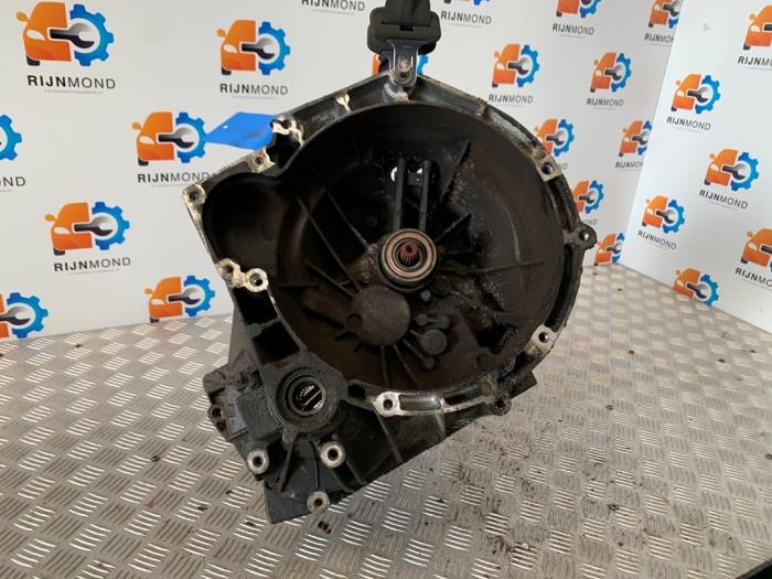 Usagé Boîte de vitesse Ford Fiesta 5 (JD/JH) 1.4 TDCi Prix € 150,00 Règlement à la marge proposé par Autodemontage Rijnmond BV