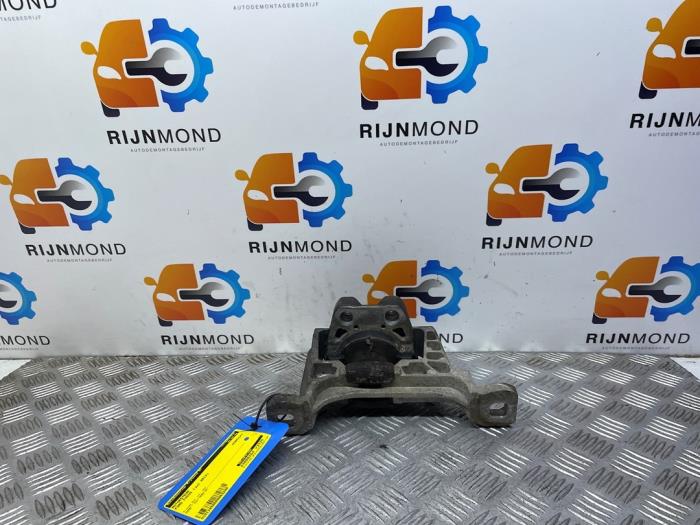 Gebrauchte Motorlager Ford Focus 3 Wagon 1.6 TDCi ECOnetic Preis € 25,00 Margenregelung angeboten von Autodemontage Rijnmond BV