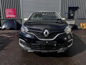 Używane Reflektor prawy Renault Captur (2R) 0.9 Energy TCE 12V Cena € 121,00 Z VAT oferowane przez Autodemontage Rijnmond BV