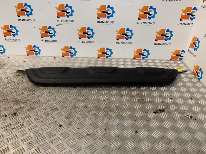 Begagnade Diffuser, bakre stötfångare Renault Captur I (2R) 0.9 Energy TCE 12V Pris € 60,50 Inklusive moms erbjuds av Autodemontage Rijnmond BV