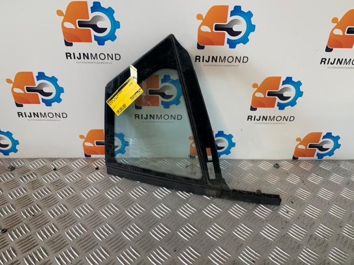 Usados Ventanilla triangular izquierda detrás BMW X2 (F39) sDrive 20i 1.5 12V TwinPower Turbo Precio de solicitud ofrecido por Autodemontage Rijnmond BV