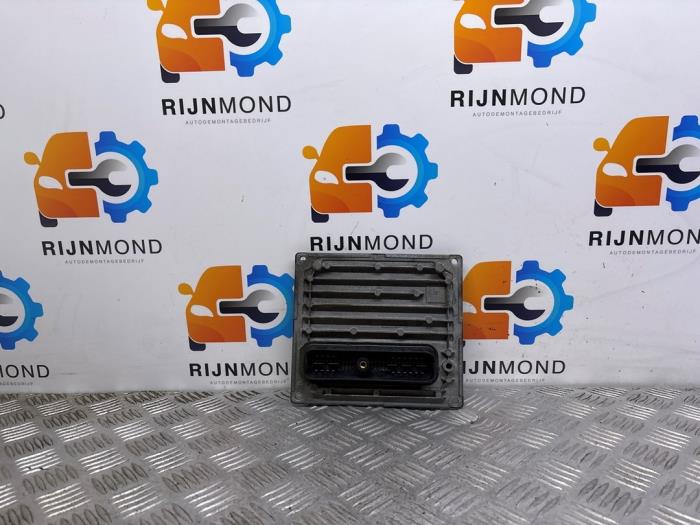Used Engine management computer Volvo C30 (EK/MK) 1.6 16V Price € 70,00 Margin scheme offered by Autodemontage Rijnmond BV