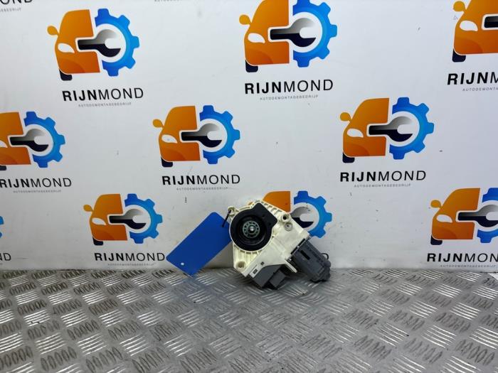 Usados Motor de ventanilla de puerta Ford Usa Edge 3.5 V6 24V AWD Precio de solicitud ofrecido por Autodemontage Rijnmond BV