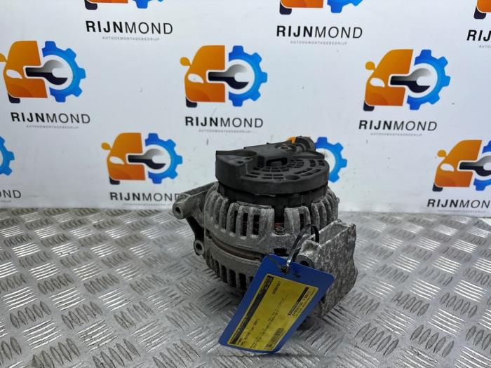 Used Dynamo Opel Vectra C GTS 2.2 DIG 16V Price € 29,99 Margin scheme offered by Autodemontage Rijnmond BV