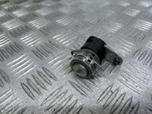 Ignition lock + computer from a Opel Combo 1.3 CDTI 16V ecoFlex 2015