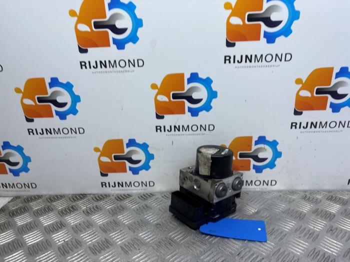 ABS Steuergerät Hydraulikblock 476604304R Renault Megane Scenic