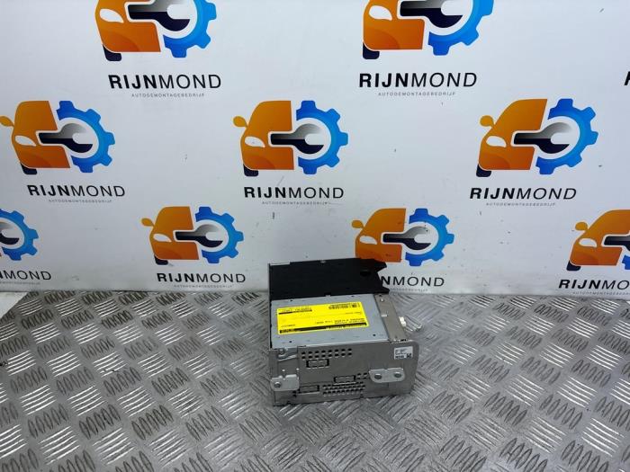 Usagé Système navigation Mercedes A (177.0) 1.3 A-160 Turbo 16V Prix € 423,50 Prix TTC proposé par Autodemontage Rijnmond BV