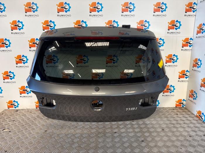 Używane Tylna klapa BMW 1 serie (F20) 118i 1.5 TwinPower 12V Cena € 302,50 Z VAT oferowane przez Autodemontage Rijnmond BV