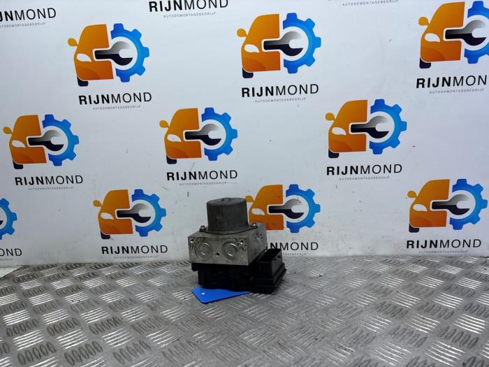 Używane Pompa ABS Mini Mini (R56) 1.6 16V One Cena na żądanie oferowane przez Autodemontage Rijnmond BV
