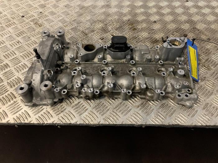 Gebrauchte Ventildeckel Mercedes A (177.0) 2.0 A-35 AMG Turbo 16V 4Matic Preis € 190,00 Margenregelung angeboten von Autodemontage Rijnmond BV