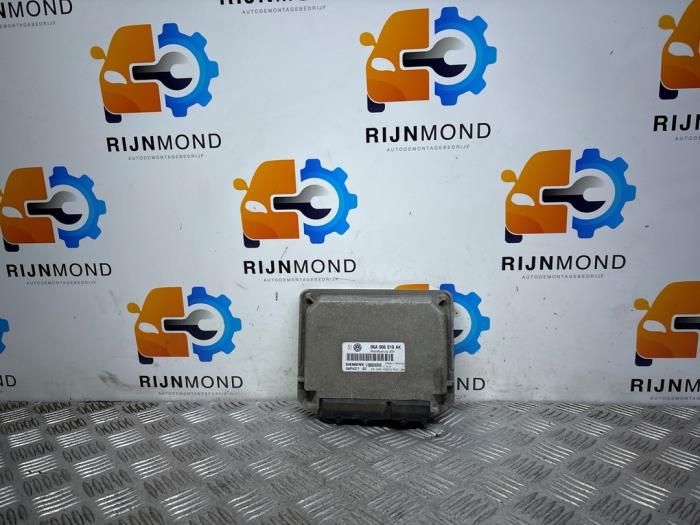 Used Engine management computer Volkswagen Golf IV (1J1) 1.6 Price € 30,00 Margin scheme offered by Autodemontage Rijnmond BV