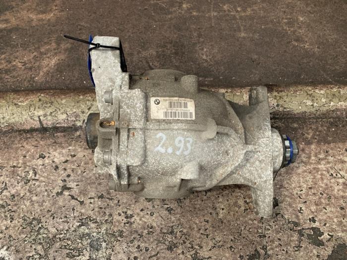 Gebrauchte Differential hinten BMW 5 serie (F10) 520d 16V Preis € 375,00 Margenregelung angeboten von Autodemontage Rijnmond BV