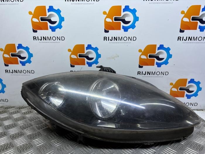 Używane Reflektor prawy Seat Altea (5P1) 1.4 TSI 16V Cena na żądanie oferowane przez Autodemontage Rijnmond BV
