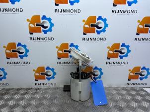 Usagé Pompe carburant électrique BMW 1 serie (E87/87N) 118i 16V Prix sur demande proposé par Autodemontage Rijnmond BV
