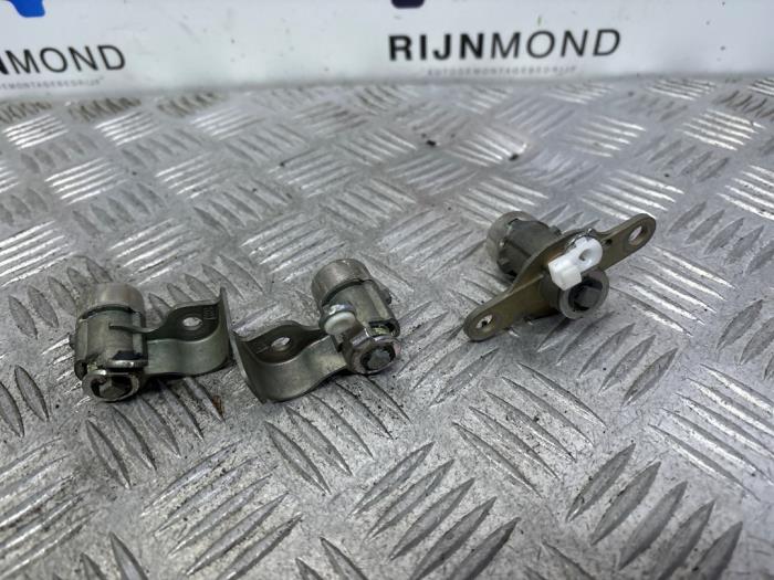 Ignition lock + computer from a Chevrolet Spark (M300) 1.0 16V Bifuel 2011