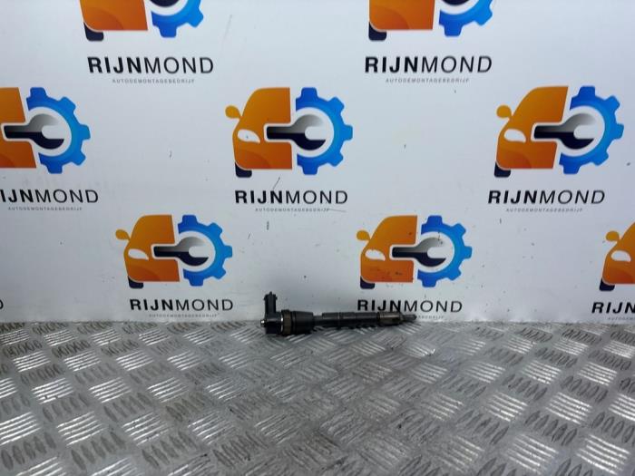 Usagé Injecteurs Opel Astra J (PC6/PD6/PE6/PF6) 2.0 CDTI 16V 160 Ecotec Prix € 42,34 Prix TTC proposé par Autodemontage Rijnmond BV