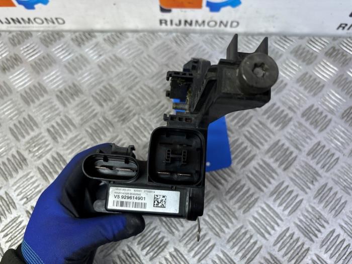 Gebrauchte Stromverteiler BMW 1 serie (F20) 114i 1.6 16V Preis auf Anfrage angeboten von Autodemontage Rijnmond BV