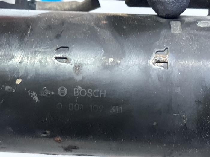 Begagnade Startmotor Volvo S40 (MS) 2.4 D5 20V Pris € 25,00 Marginaltabell erbjuds av Autodemontage Rijnmond BV