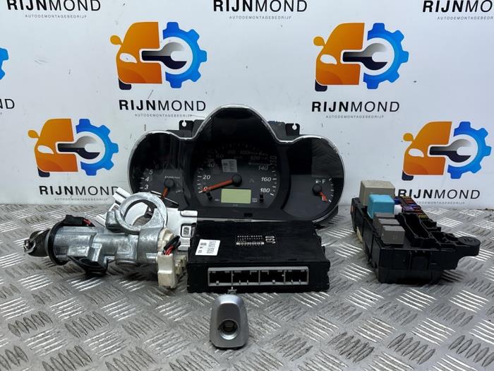 Used Ignition lock + computer Daihatsu Terios (J2) 1.5 16V DVVT 4x2 Euro 4 Price € 300,00 Margin scheme offered by Autodemontage Rijnmond BV