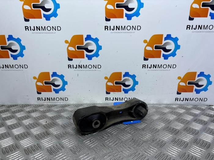 Usagé Support moteur BMW X1 (F48) xDrive 20d 2.0 16V Prix € 48,40 Prix TTC proposé par Autodemontage Rijnmond BV