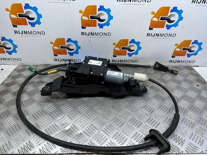 Używane Silnik hamulca postojowego Citroen C4 Picasso (UD/UE/UF) 1.6 16V THP 155 Cena na żądanie oferowane przez Autodemontage Rijnmond BV