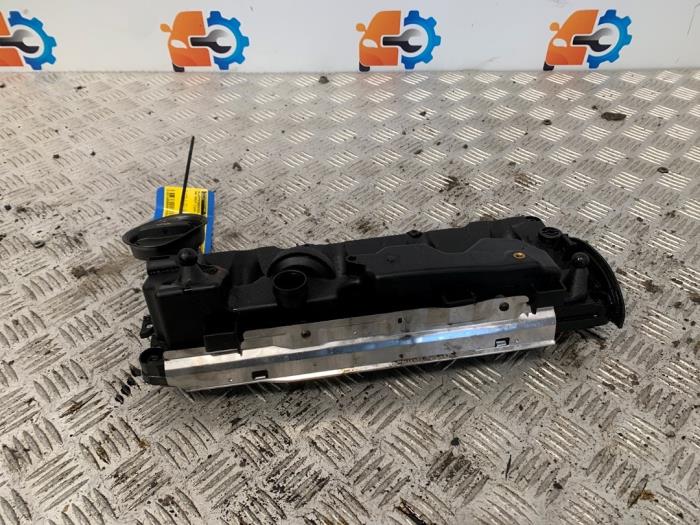 Gebrauchte Ventildeckel Volkswagen Golf VII (AUA) 1.6 TDI BlueMotion 16V Preis € 59,99 Margenregelung angeboten von Autodemontage Rijnmond BV