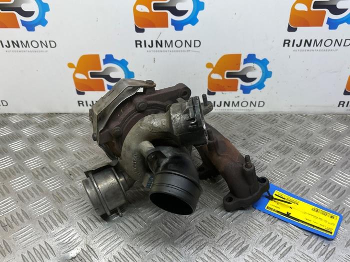 Używane Turbo Seat Leon (1P1) 1.9 TDI 105 Cena € 200,00 Procedura marży oferowane przez Autodemontage Rijnmond BV