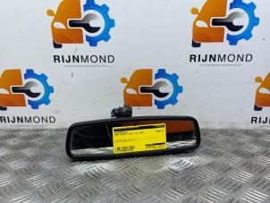Używane Lusterko wewnetrzne Ford Transit Connect (PJ2) 1.6 TDCi 16V 95 Cena na żądanie oferowane przez Autodemontage Rijnmond BV