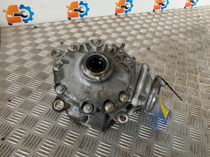 Gebrauchte Differential vorne Mercedes C Estate (S205) C-400 3.0 V6 Turbo 4-Matic Preis € 450,00 Margenregelung angeboten von Autodemontage Rijnmond BV