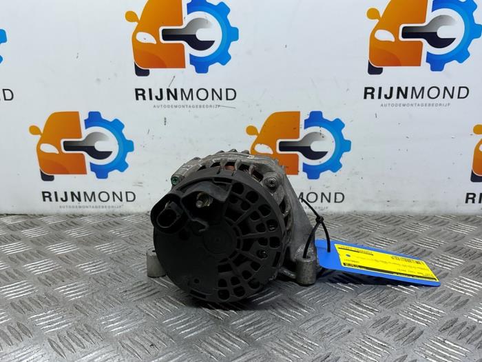 Begagnade Dynamo Fiat 500 (312) 0.9 TwinAir 85 Pris € 20,00 Marginaltabell erbjuds av Autodemontage Rijnmond BV