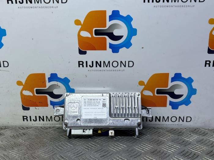 Begagnade Bluetooth-modul Mercedes C Estate (S205) C-400 3.0 V6 Turbo 4-Matic Pris € 175,00 Marginaltabell erbjuds av Autodemontage Rijnmond BV